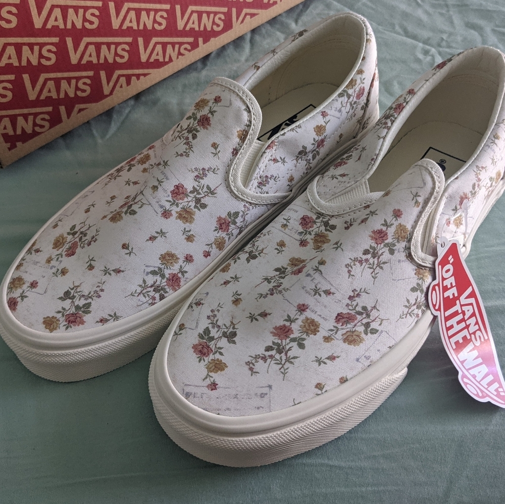 VANS Classic Slip-On Vintage Floral Marshmallow